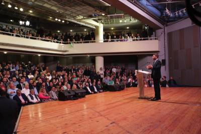 Ομιλία Ανδρουλάκη στην Καλαμάτα: “Σταθερότητα με ισχυρό ΠΑΣΟΚ” (βίντεο)