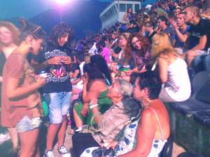 "Αι γενεαί πάσαι"...