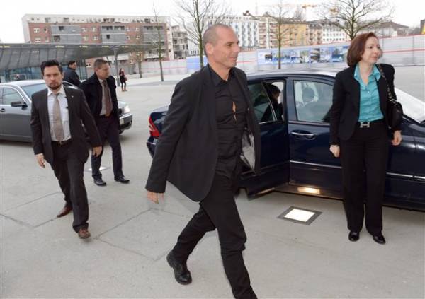 Διεθνή ΜΜΕ: Ο μαρξιστής συναντά τον στρατηγό της λιτότητας