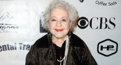 Estelle Harris: Πέθανε η ηθοποιός του Seinfeld - Είχε «δώσει τη φωνή της» στο Toy Story (βίντεο)