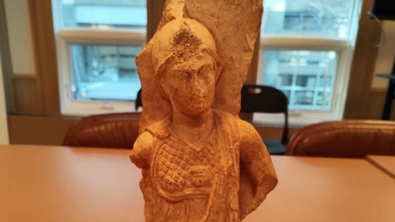 Λ. Μενδώνη: Μια ακόμη ιστορία νόστου, πέντε αρχαιότητες επιστρέφουν από το Σικάγο στην Ελλάδα