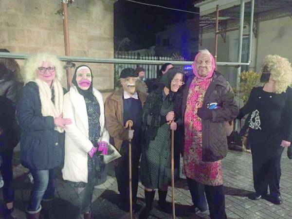 Οι Μπαρμπούτες ξεχύθηκαν στους δρόμους των Φιλιατρών