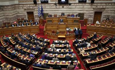 Ολοκληρώθηκε στην επιτροπή της Βουλής η συζήτηση των συμβάσεων για τους υδρογονάνθρακες