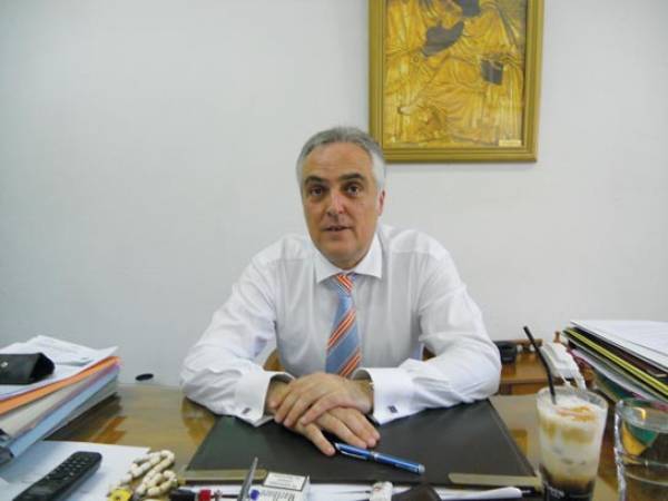 Διαψεύδει φήμες για την υποψηφιότητά του ο Κώστας Μαργέλης