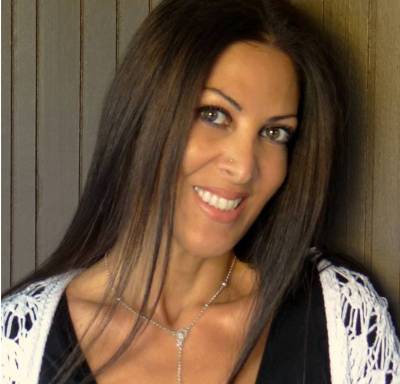 Παρουσιάζεται το βιβλίο "Πλασμένοι από θάλασσα" της Στέβης Σαμέλη