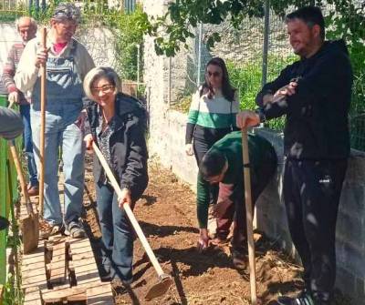 Βιωματική επιμόρφωση για δημιουργία σχολικού κήπου