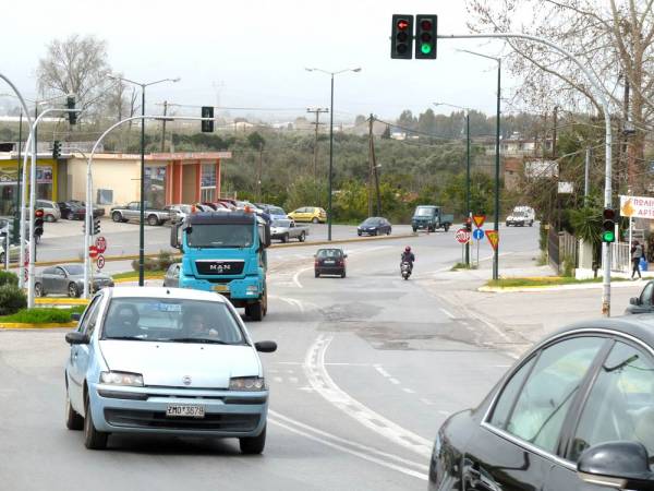 Προβληματικός ο συντονισμός στα φανάρια Ασπροχώματος