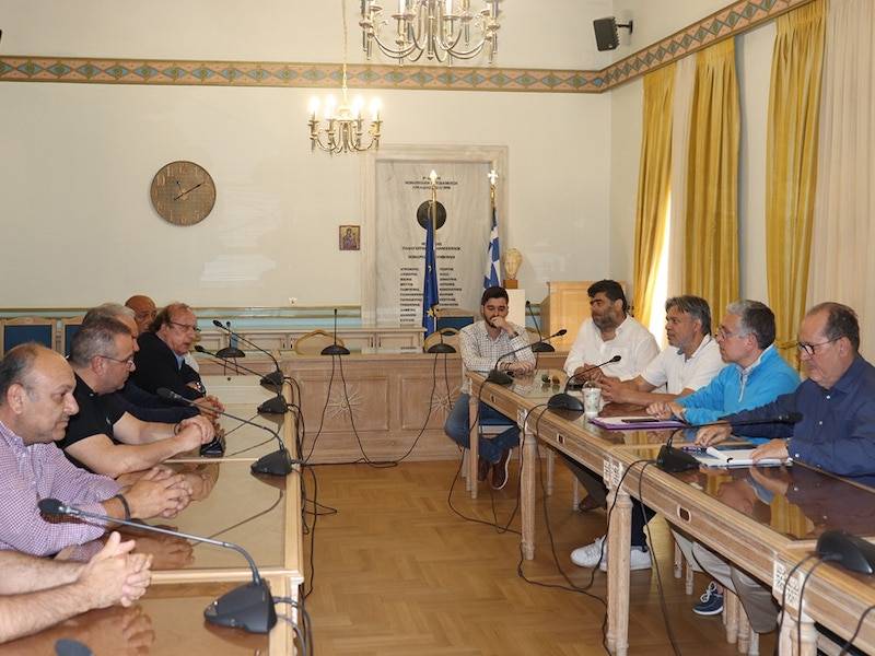 Στήριξη Νίκα στα αιτήματα των ΚΤΕΛ της Πελοποννήσου