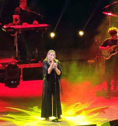 Η Νατάσσα Μποφίλιου στο Ανοιχτό Θέατρο Καλαμάτας