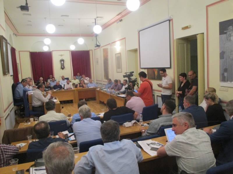 Αυτοσυγκράτηση και υπευθυνότητα απ’ όλους