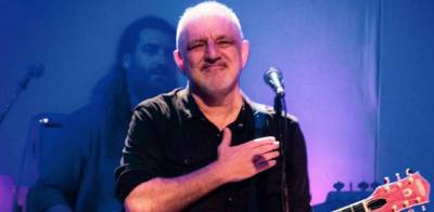 Ο Νίκος Πορτοκάλογλου έγινε παππούς - Το τρυφερό στιγμιότυπο με την εγγονή του