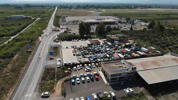 Αεροδρόμιο Καλαμάτας: Λιγότερες πτήσεις, λιγότερες ενοικιάσεις αυτοκινήτων