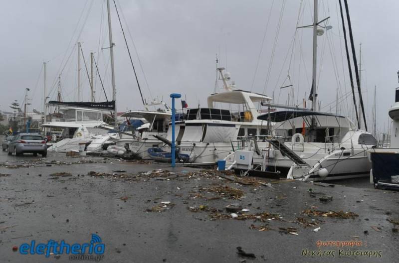 Η Μεσσηνία μετράει τις πληγές της από τον «Ζορμπά» - 14 βυθισμένα σκάφη