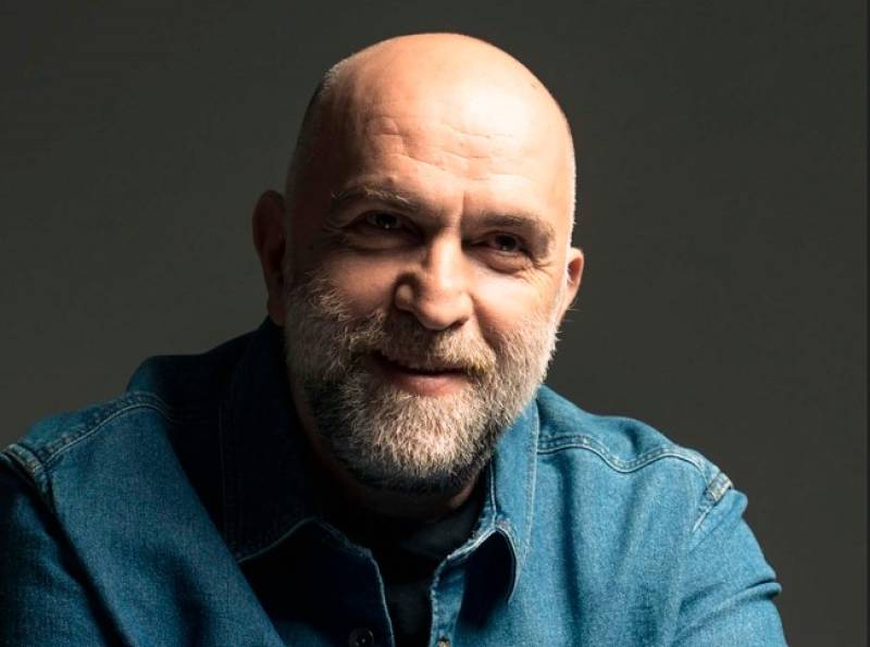 Μπάμπης Στόκας - Υποψήφιος ευρωβουλευτής "Πλεύση Ελευθερίας": “Αυτή η αλαζονική και επικίνδυνη κυβέρνηση πρέπει να τιμωρηθεί”