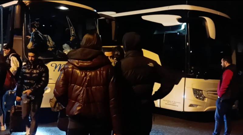 Σύγκρουση τρένων στα Τέμπη: Στη Θεσσαλονίκη επιβάτες της μοιραίας αμαξοστοιχίας-Σοκάρουν οι μαρτυρίες (βίντεο)