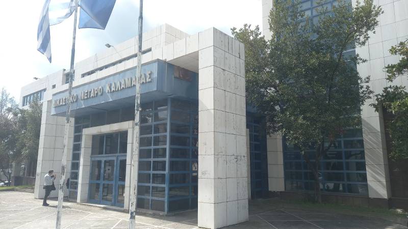 Διπλό φονικό Φοινικούντας: Ελεύθεροι οι δύο κατηγορούμενοι για υπόθαλψη εγκληματία (βίντεο)