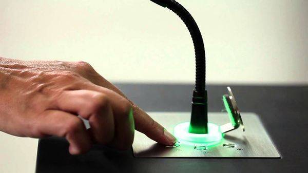 Απομαγνητοφώνηση πρακτικών του Δημοτικού Συμβουλίου Καλαμάτας στην... Αλεξανδρούπολη