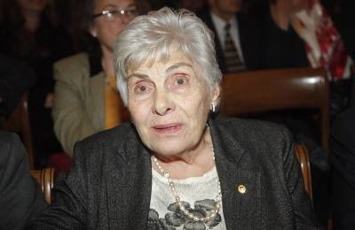 Η Κική Δημουλά τιμώμενο πρόσωπο στο Συνέδριο των Διαπρεπών Μεσσηνίων