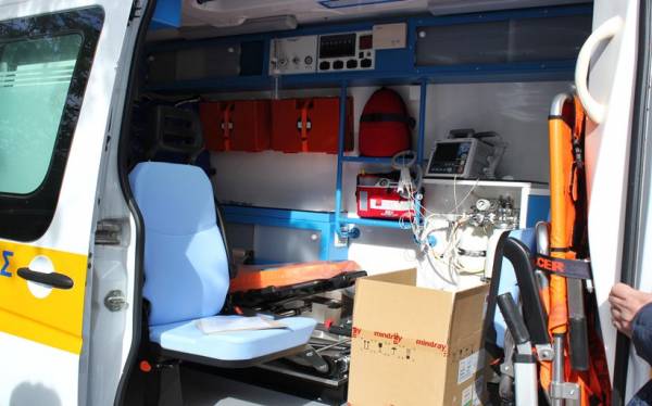 Παραχώρηση ασθενοφόρου από το Δήμο Μεσσήνης στο ΕΚΑΒ