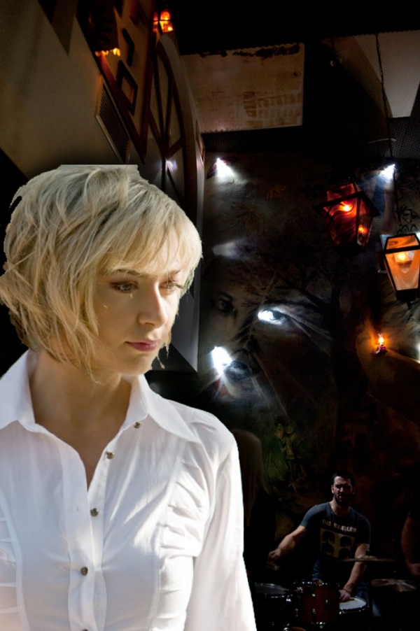 Η Ρίτα Αντωνοπούλου αύριο στο καφέ "Barfly"