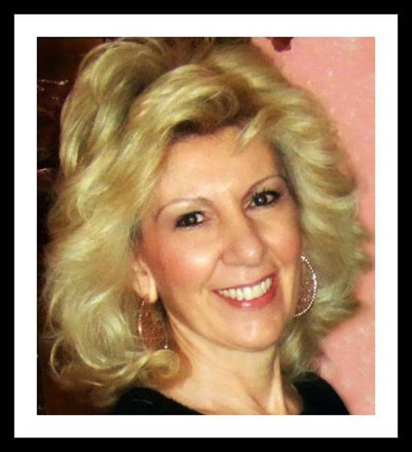 Το Σάββατο στα βιβλιοπωλεία "Παπασωτηρίου": Η Γιολάντα Τσορώνη - Γεωργιάδη επιστρέφει στην Καλαμάτα