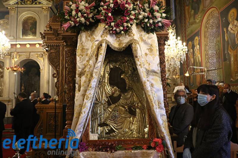 LIVE: Η Θεία Λειτουργία από τον ναό της Υπαπαντής στην Καλαμάτα