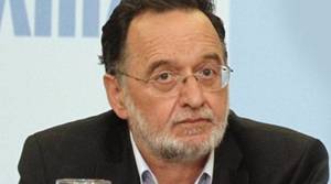 Λαφαζάνης: Απορρίπτουμε σενάρια «συναίνεσης» και «κυβερνήσεων εθνικής σωτηρίας»