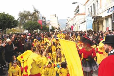 ΒΙΝΤΕΟ: Ολόκληρη η παρέλαση του 5ου Καλαματιανού Καρναβαλιού