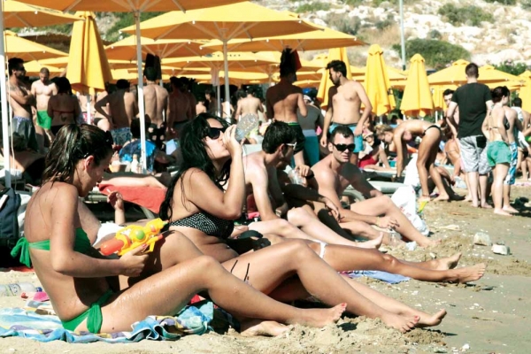 Με τη θερμοκρασία στους 40 βαθμούς, τη δροσιά στις παραλίες θα αναζητήσουν οι Μεσσήνιοι