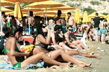 Με τη θερμοκρασία στους 40 βαθμούς, τη δροσιά στις παραλίες θα αναζητήσουν οι Μεσσήνιοι