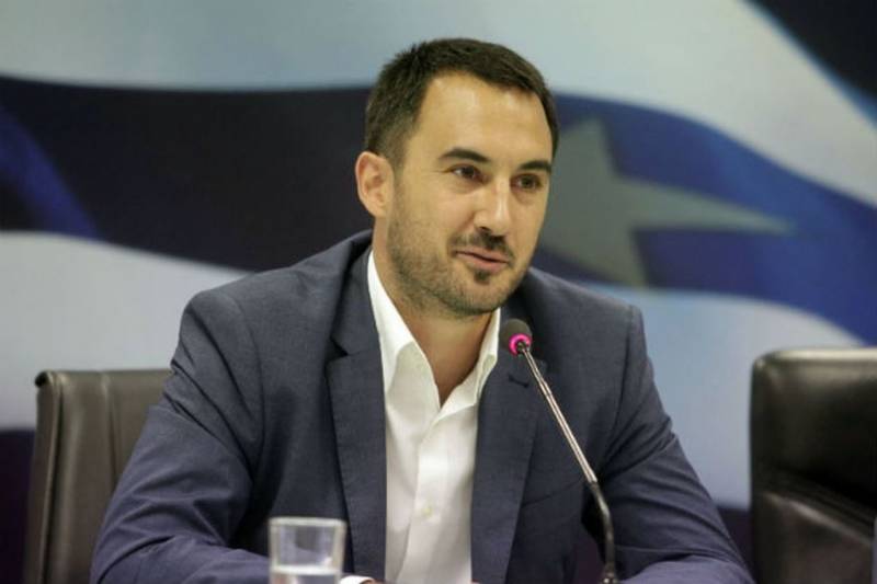 Χαρίτσης: "Συκοφαντική οποιαδήποτε αναφορά του ονόματός μου στην υπόθεση Folli Follie"