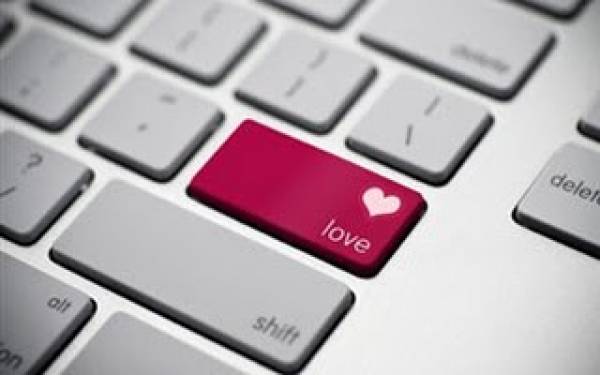 Νεαρός Καλαματιανός εκβίαζε κοπέλες για σεξ