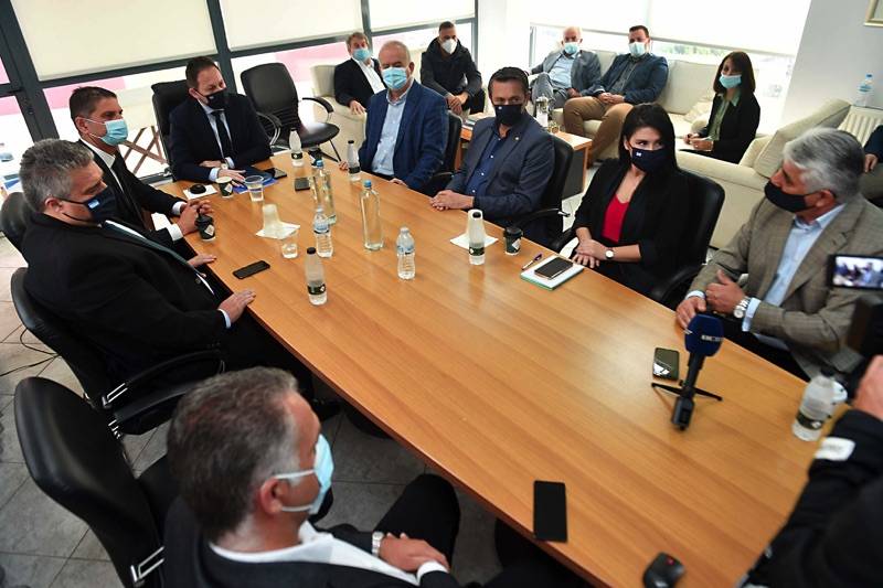 Επίσκεψη Πέτσα στη Μεσσήνη: Εξελίξεις με Βιολογικό Πεταλιδίου και Φιλοσοφικό - Εγκαίνια στο Στάδιο (φωτογραφίες)