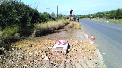 Φωτιστικά στις εισόδους Φιλιατρών και Κυπαρισσίας