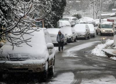Στα «λευκά» και με τσουχτερές θερμοκρασίες η Βόρεια Ελλάδα - Πώς θα λειτουργήσουν τα σχολεία