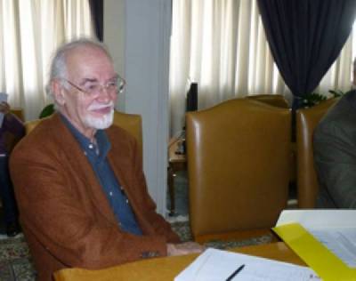 Σήμερα η αναγόρευση του Πάνου Καζάκου σε επίτιμο καθηγητή του ΤΕΙ Πελοποννήσου