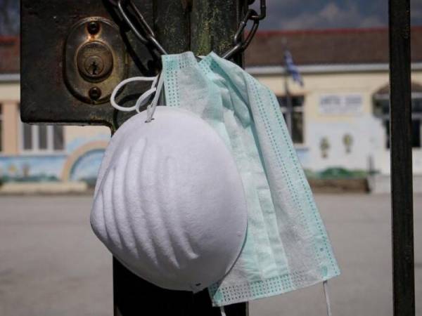 Οι αντισυστημικοί χοροί της ανοησίας