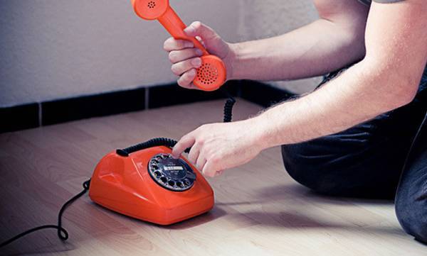 Απατεώνες τηλεφωνούν σε ηλικιωμένους και στην Τριφυλία