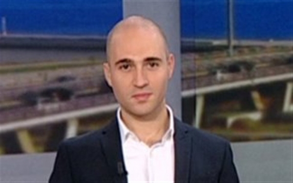 Κωνσταντίνος Μπογδάνος: &quot;Εχοντας καλεσμένο το Μιχαλολιάκο στην πρεμιέρα, η εκπομπή &quot;Ευθέως&quot; έδειξε ότι δεν φοβάται κανέναν&quot;