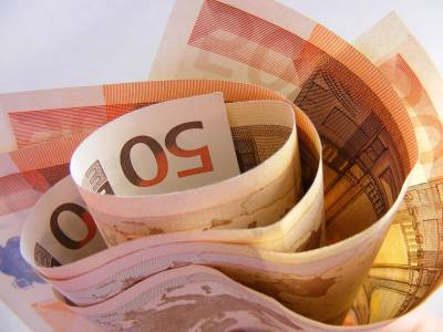 Κατασπατάληση πόρων καταγγέλλει ο Πετράκος