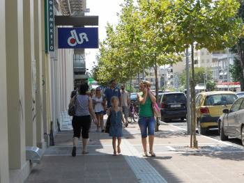 Αυξήθηκε τον Αύγουστο η αγοραστική κίνηση