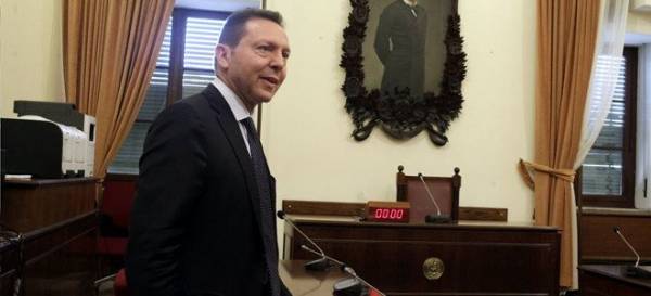 Στουρνάρας: Στα 77 δισ. ευρώ ανέρχονται τα «κόκκινα» δάνεια στην Ελλάδα