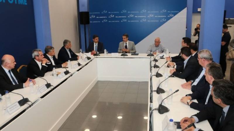 Την πρόθεσή του να θεσπίσει Συμβούλιο Περιφερειαρχών ανακοίνωσε ο Κυριάκος Μητσοτάκης