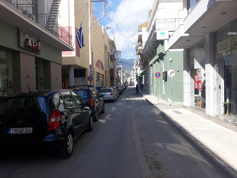 Καλαμάτα: Πίεση για τήρηση χρονοδιαγράμματος στην ανάπλαση της Αναγνωσταρά (βίντεο)