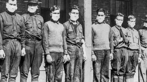 Επί Τάπητος: Πανδημία και ομοιότητες με διαφορά... αιώνα