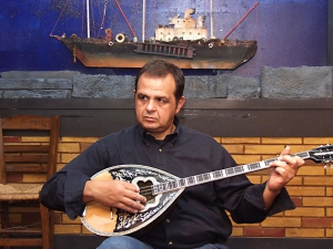 Βαγγ. Κορακάκης: "Οι πολιτικοί φταίνε για ό,τι συμβαίνει"