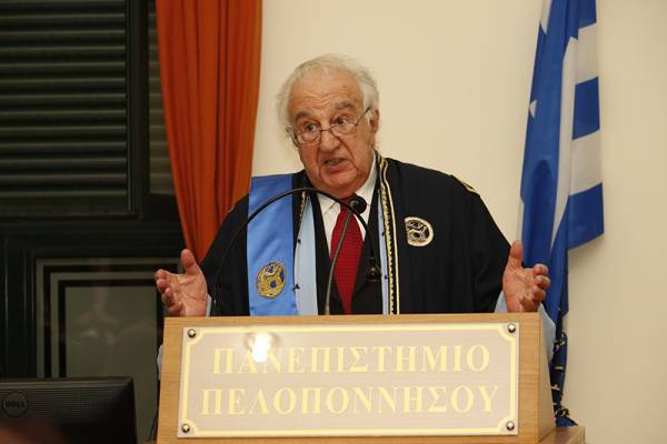 Επίτιμος διδάκτορας στο Πανεπιστήμιο Πελοποννήσου ο Χρήστος Κλαίρης