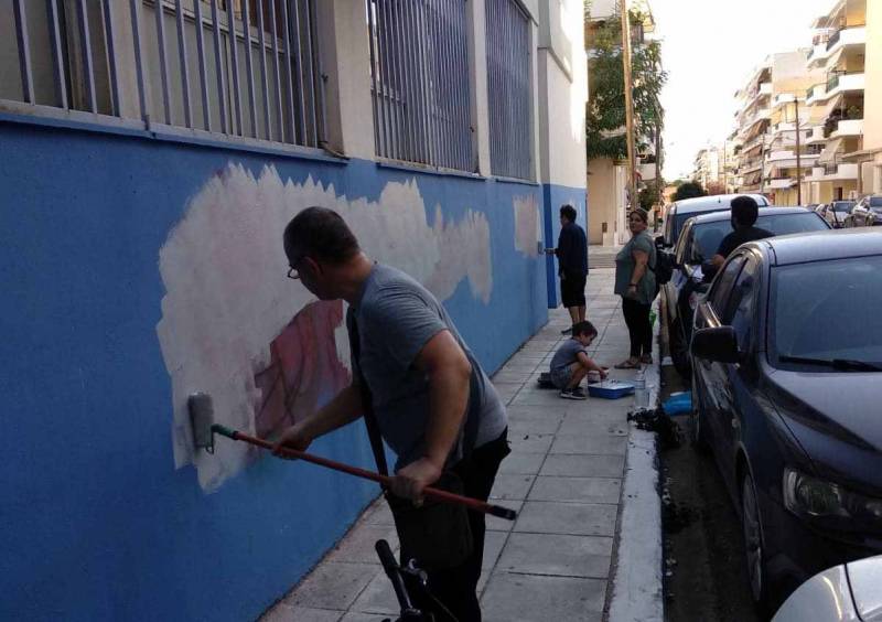 Φασιστικά συνθήματα στους τοίχους του 4ου Δημοτικού Καλαμάτας