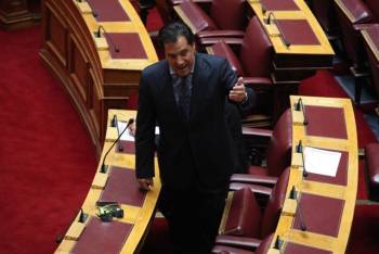 "Τα μαζεύει" ο Άδωνις Γεωργιάδης