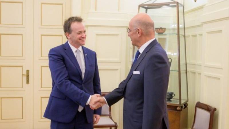 Συνάντηση Ν. Δένδια με τον απερχόμενο πρέσβη της Νέας Ζηλανδίας